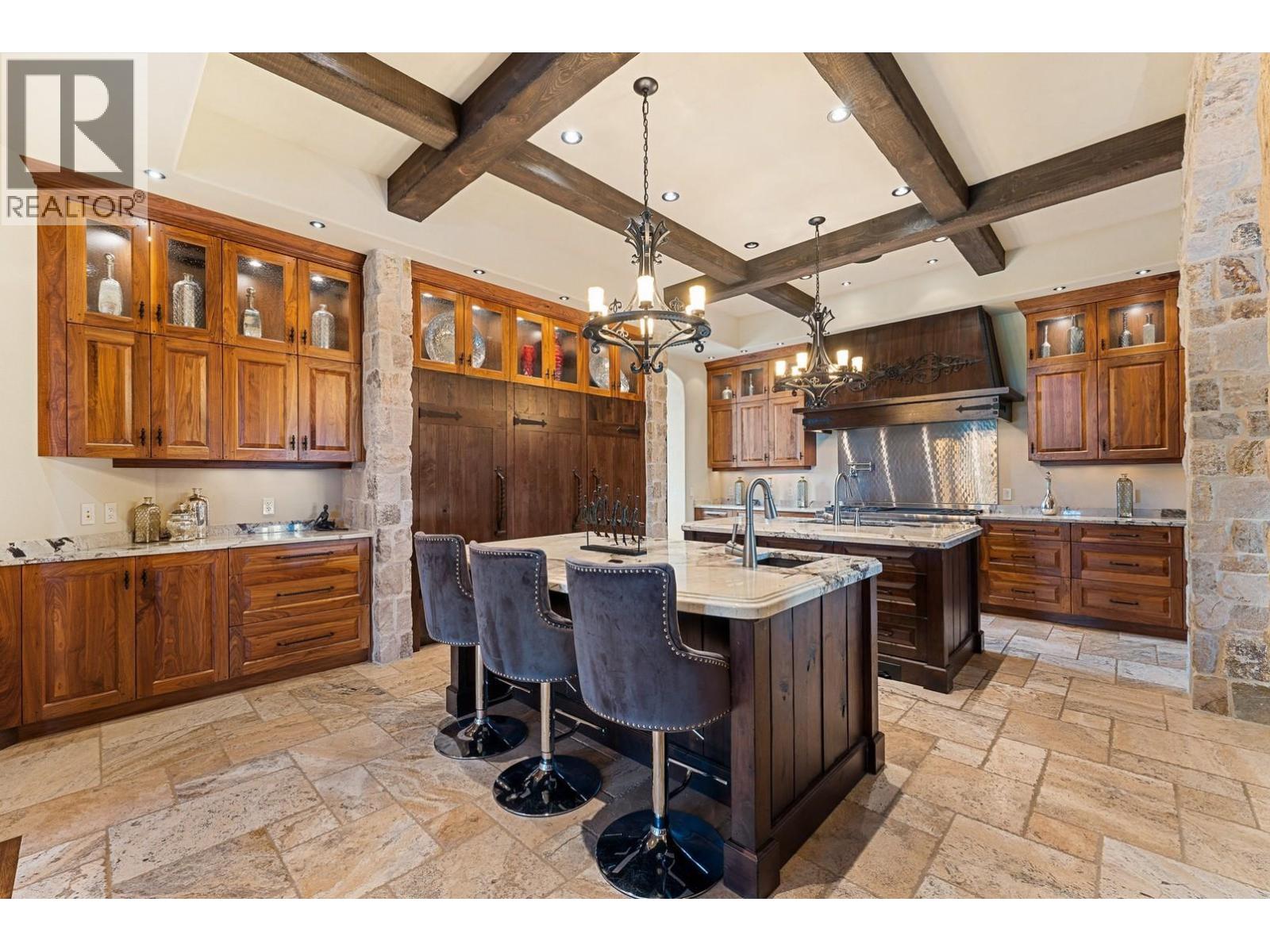 4303 Takla Road, Kelowna