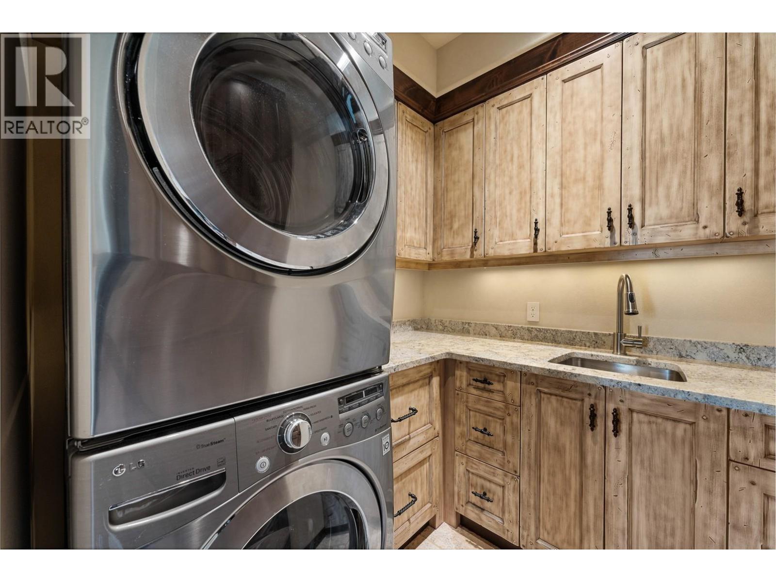 4303 Takla Road, Kelowna