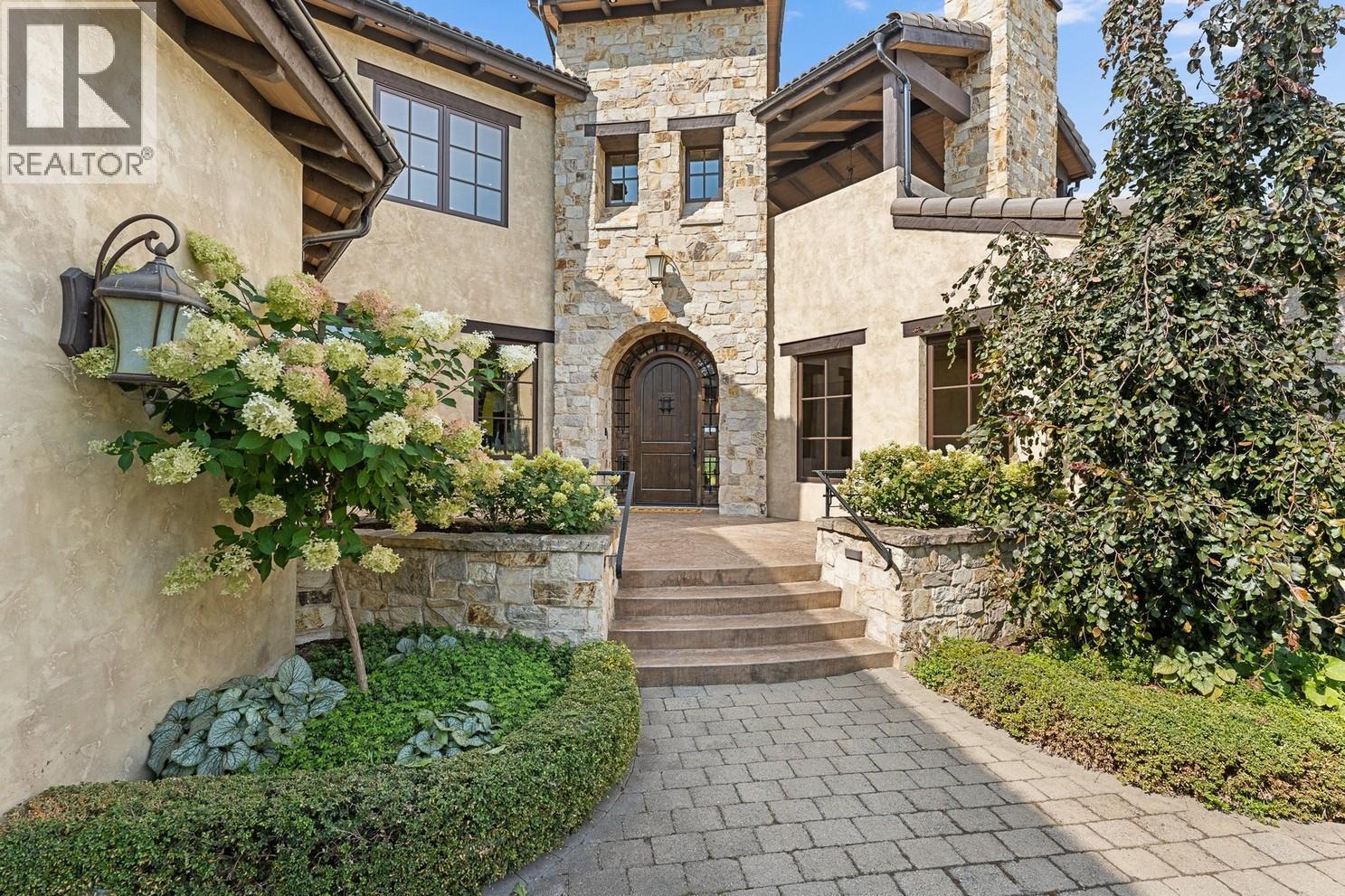 4303 Takla Road, Kelowna