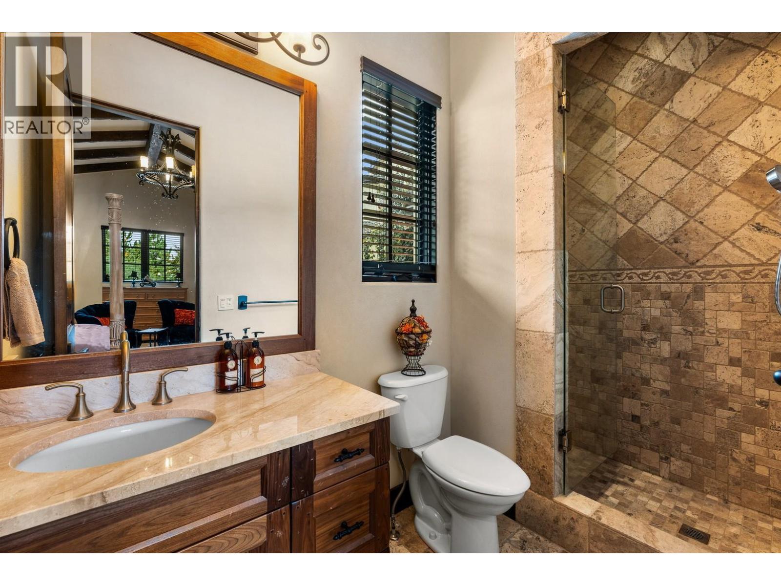 4303 Takla Road, Kelowna