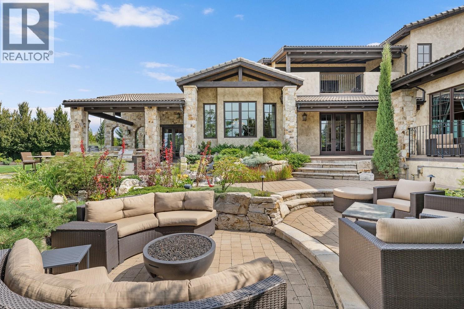 4303 Takla Road, Kelowna