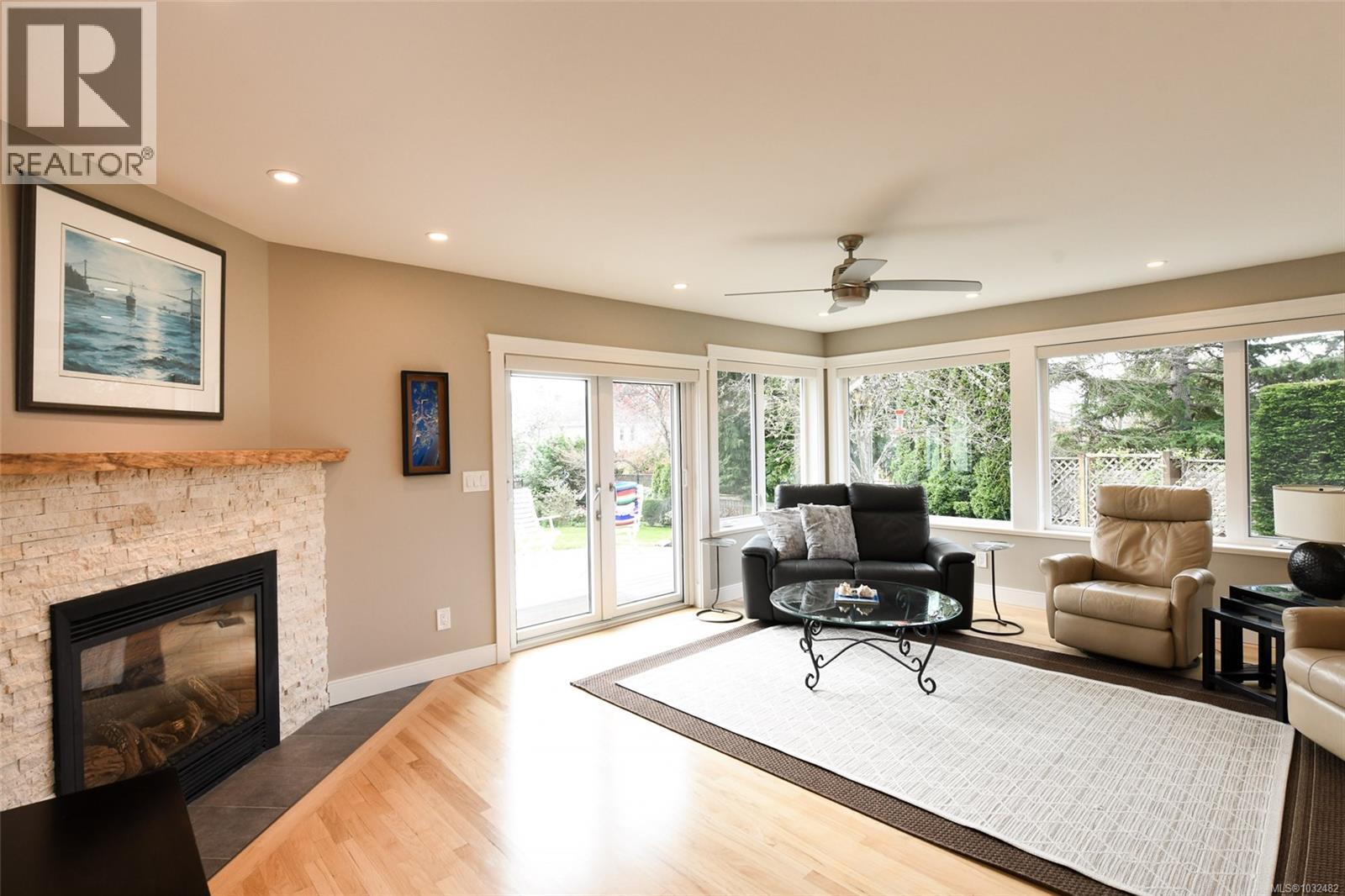 1513 JUNIPER PL - 27