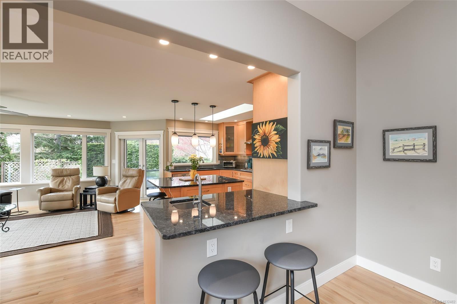 1513 JUNIPER PL - 25