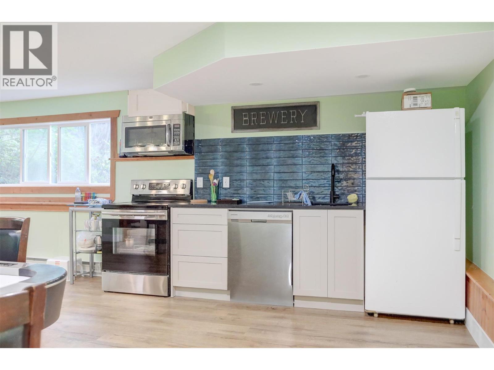  3525 McKellar Road, West Kelowna