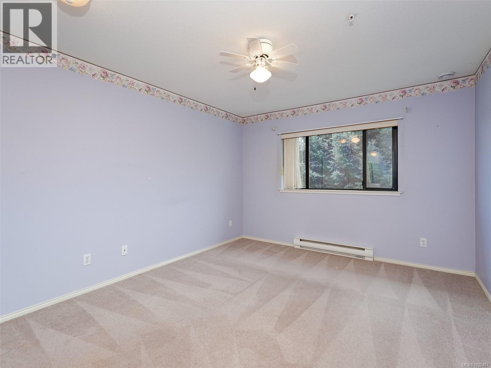 208 651 Jolly Place, Saanich