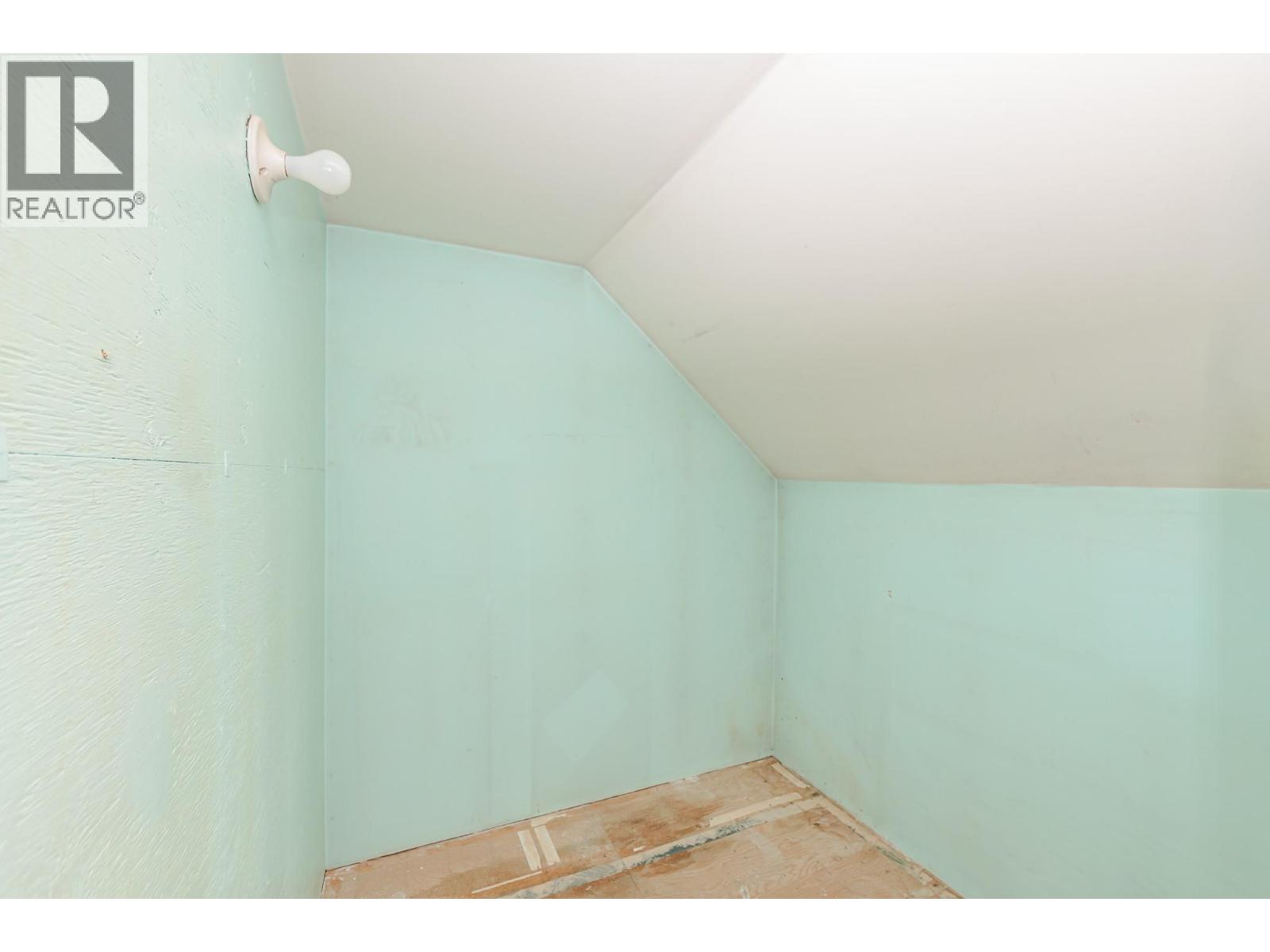 161 OLD SALMON ARM ROAD - 38