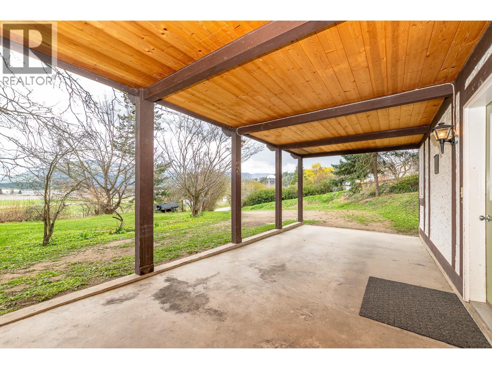 161 OLD SALMON ARM ROAD - 44