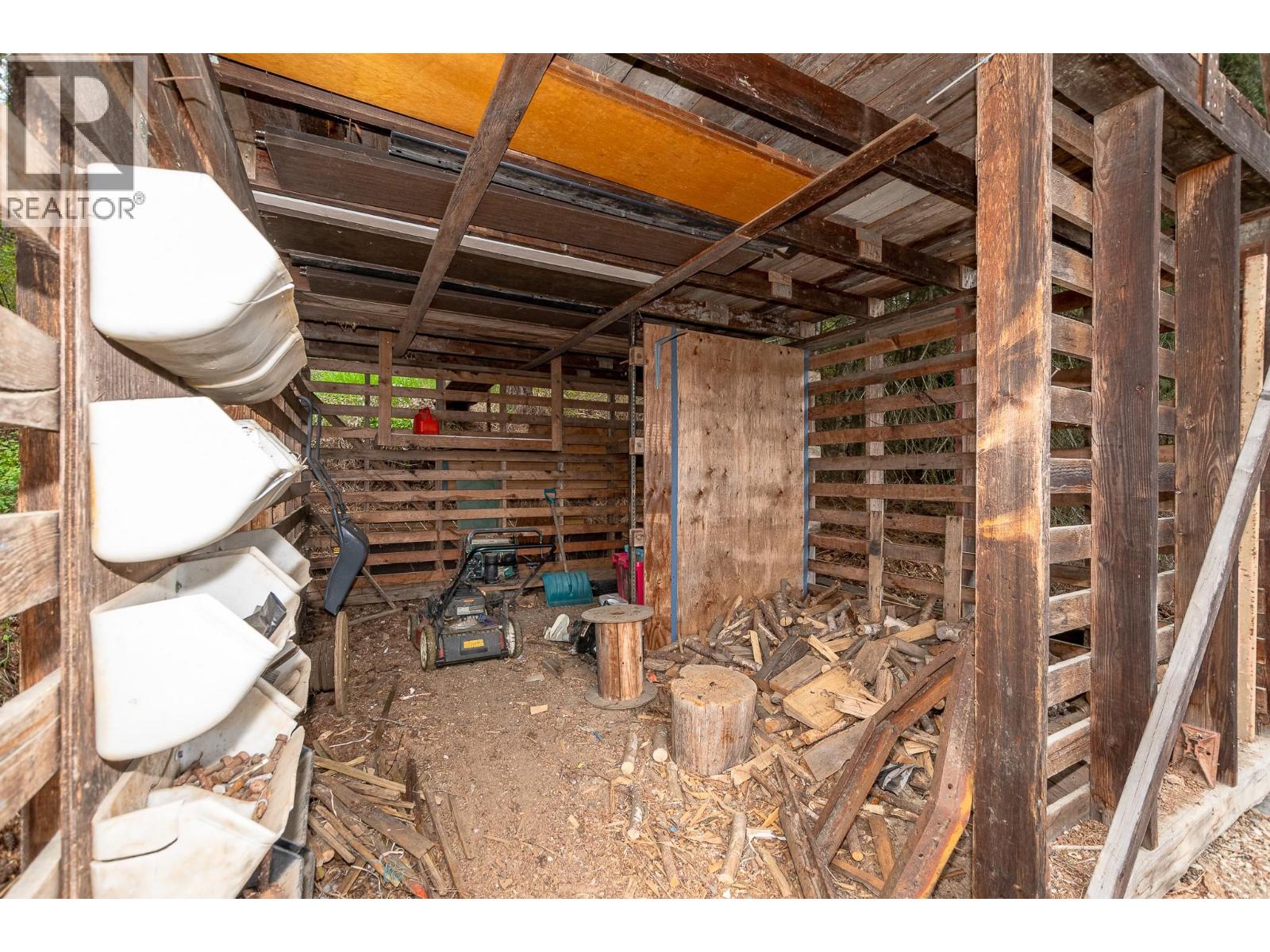 161 OLD SALMON ARM ROAD - 45