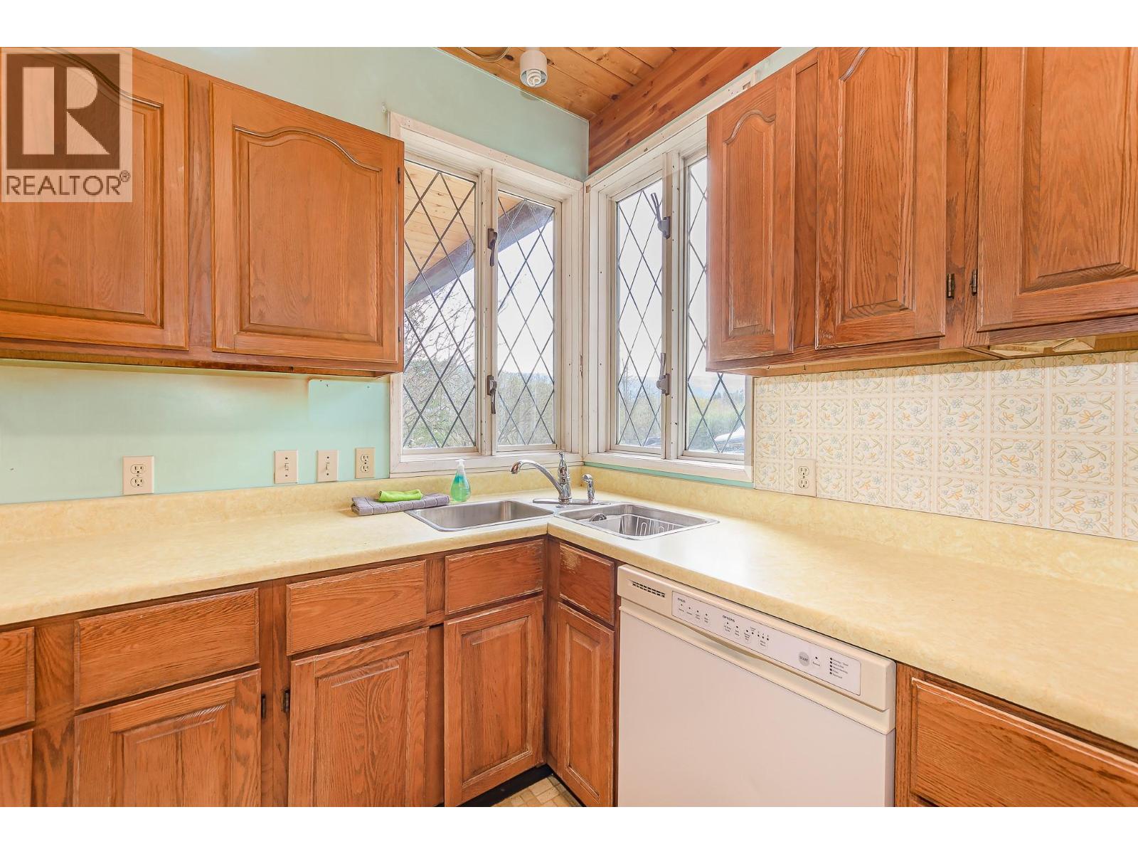 161 OLD SALMON ARM ROAD - 6