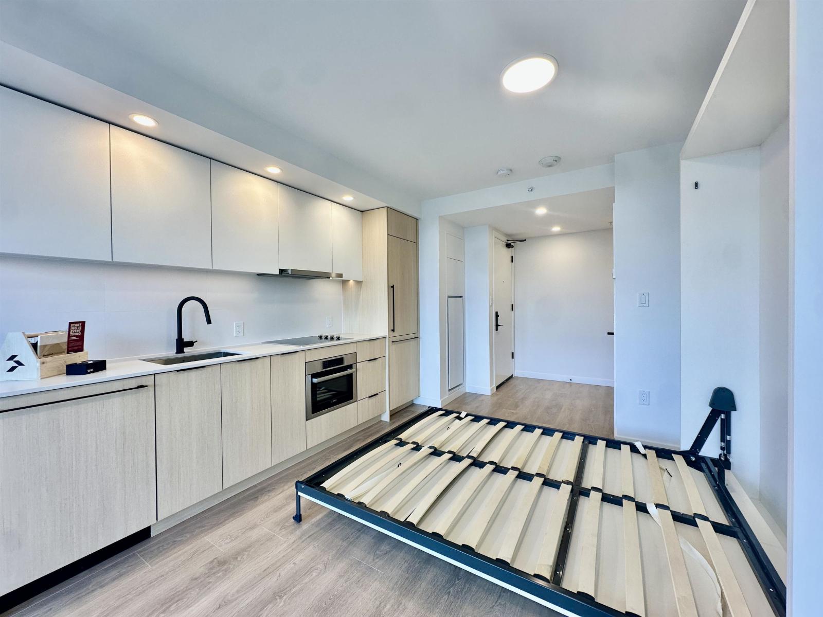 1306 13738 CENTRAL AVENUE