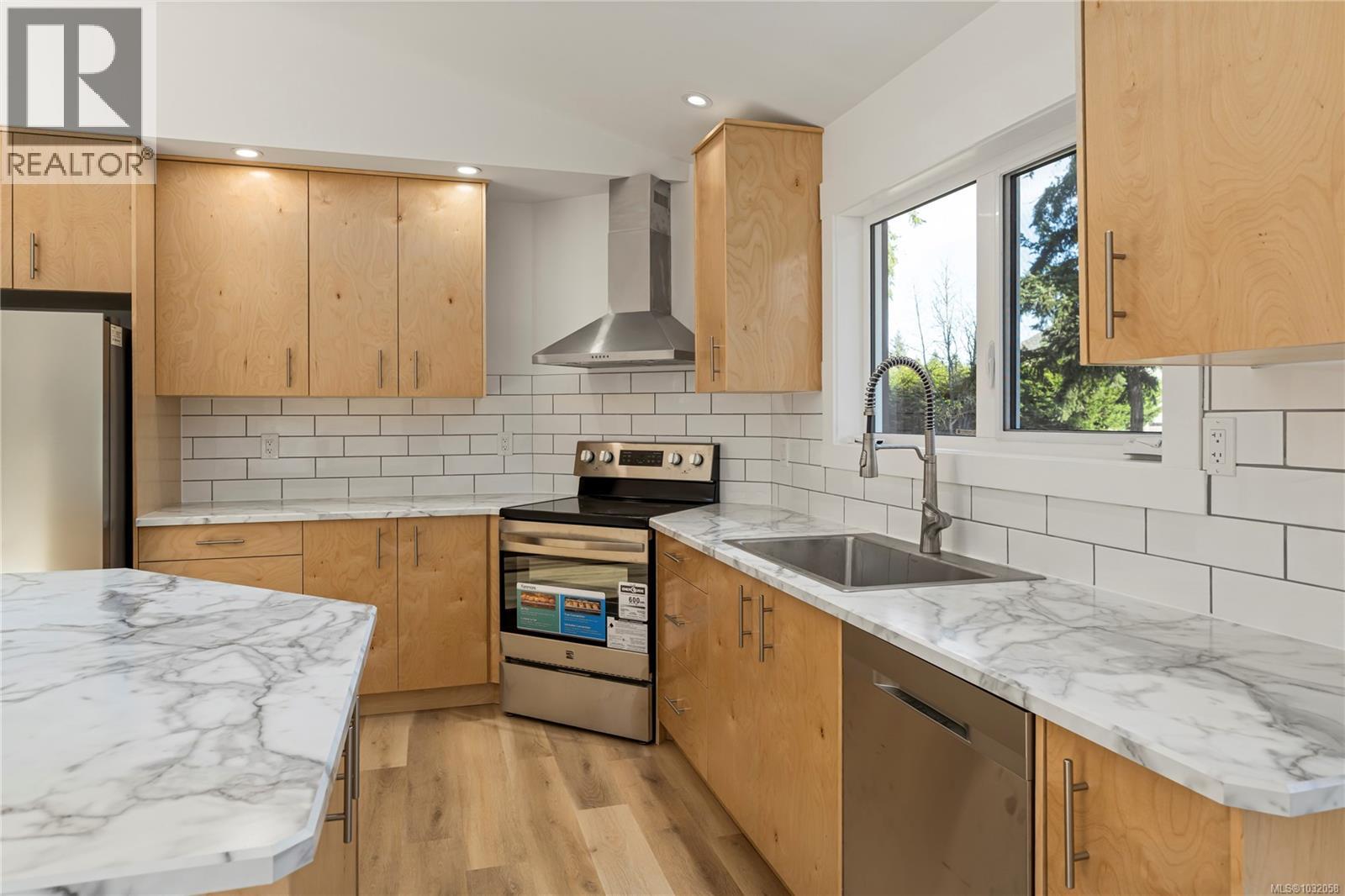 3365 PONDEROSA WAY - 6