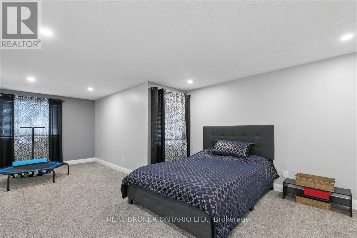 #3 481 BEECHWOOD DRIVE - 23