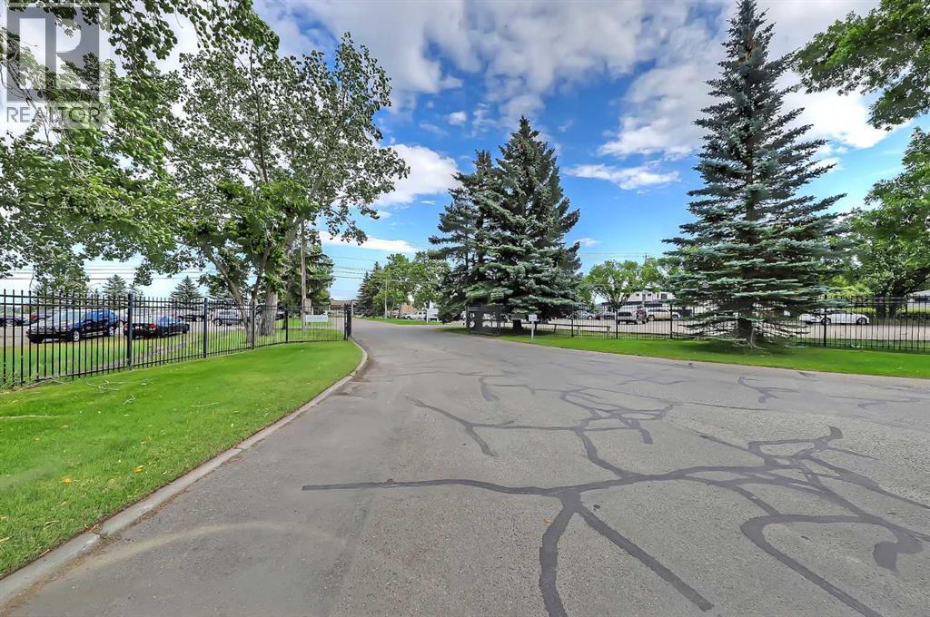 Single Family House Bungalow for Sale in   Street NE Winston Heights/Mountview Calgary 