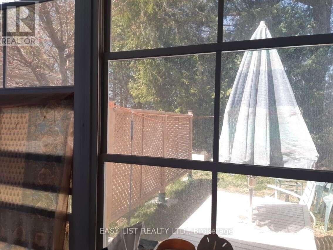 18 SUTTON DRIVE — photo 14