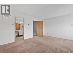 1465 Clyde Avenue, West Vancouver, BC V7T1E9 Photo 11