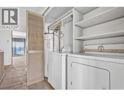 1465 Clyde Avenue, West Vancouver, BC V7T1E9 Photo 17