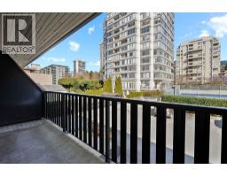 1465 Clyde Avenue, West Vancouver, BC V7T1E9 Photo 19