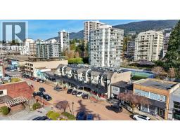 1465 Clyde Avenue, West Vancouver, BC V7T1E9 Photo 24