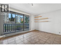 1465 Clyde Avenue, West Vancouver, BC V7T1E9 Photo 7