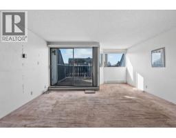 1465 Clyde Avenue, West Vancouver, BC V7T1E9 Photo 9