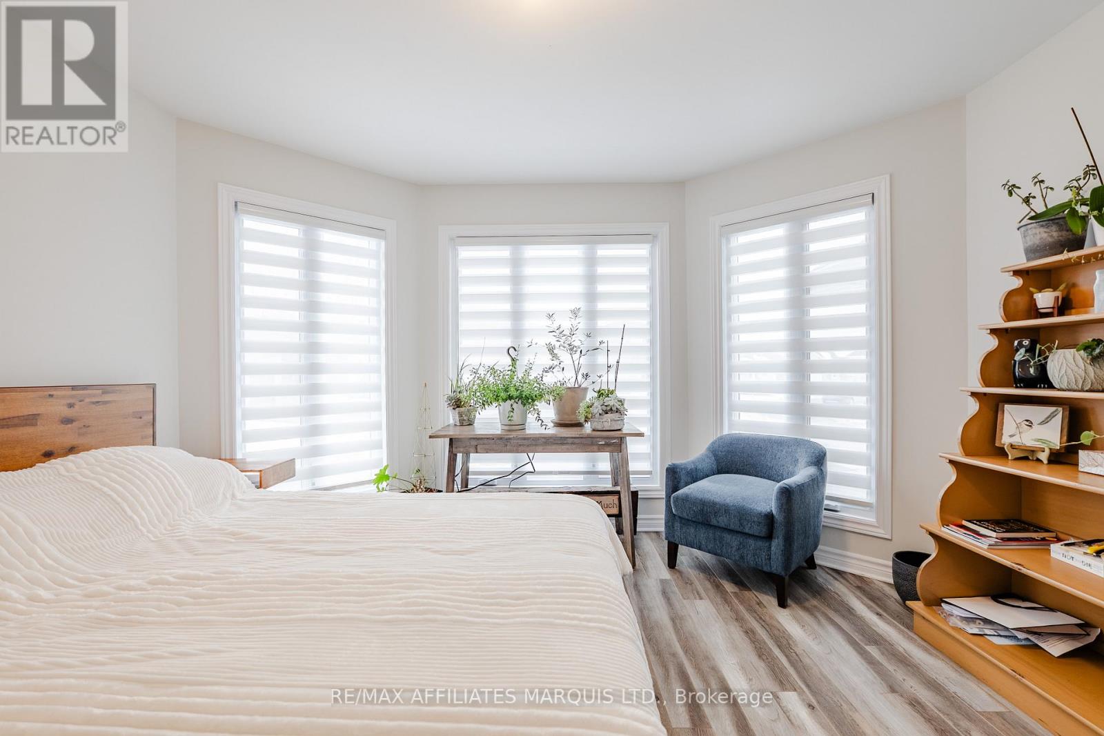 1108 NICOLAS CRESCENT - 12