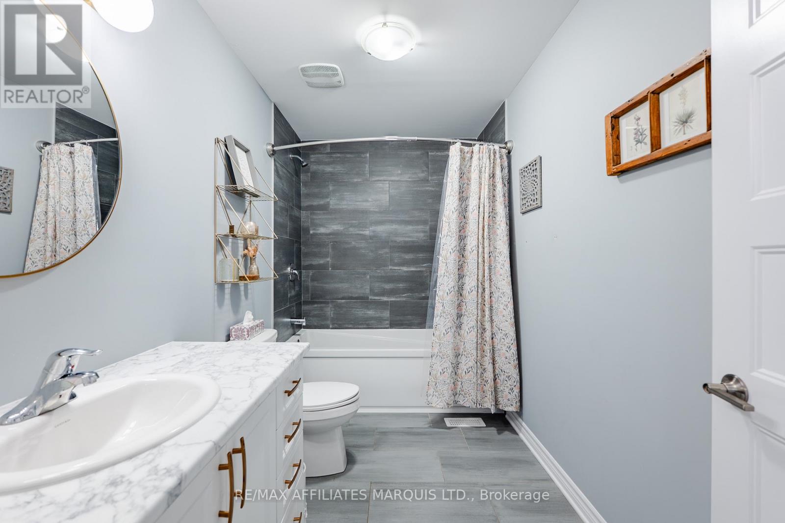 1108 NICOLAS CRESCENT - 15