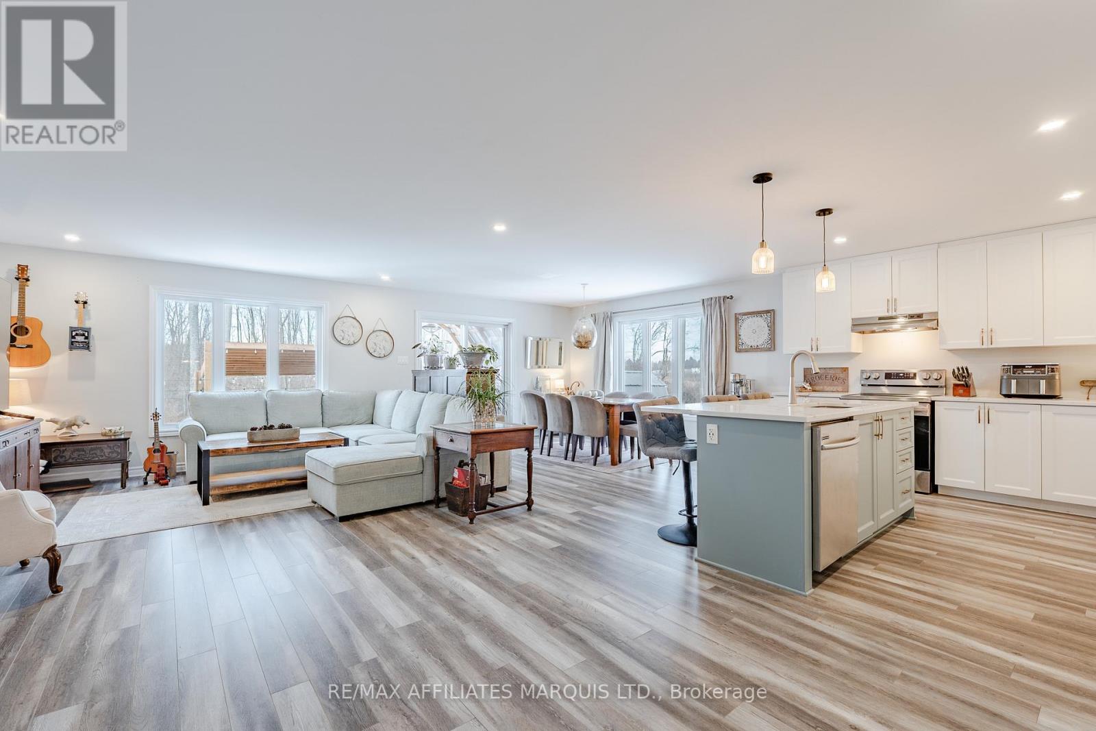 1108 NICOLAS CRESCENT - 17