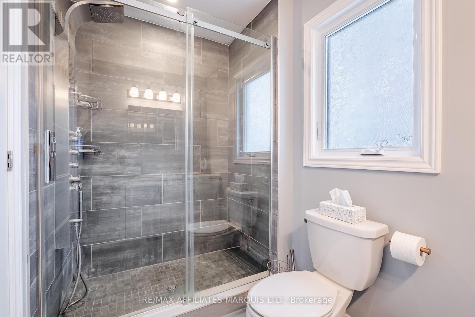 1108 NICOLAS CRESCENT — photo 34