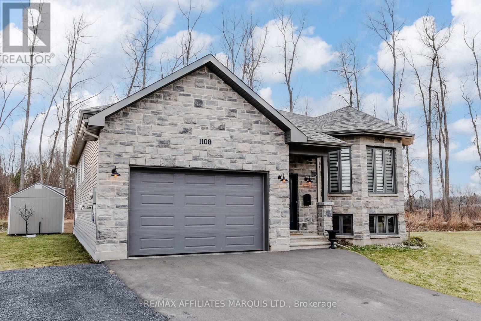 1108 NICOLAS CRESCENT - 4