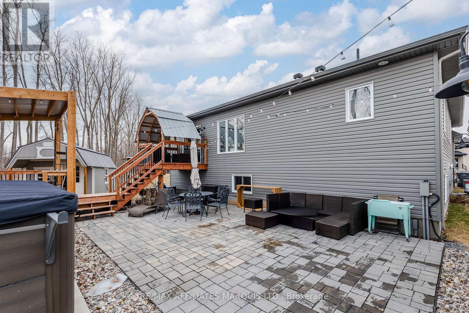1108 NICOLAS CRESCENT — photo 41