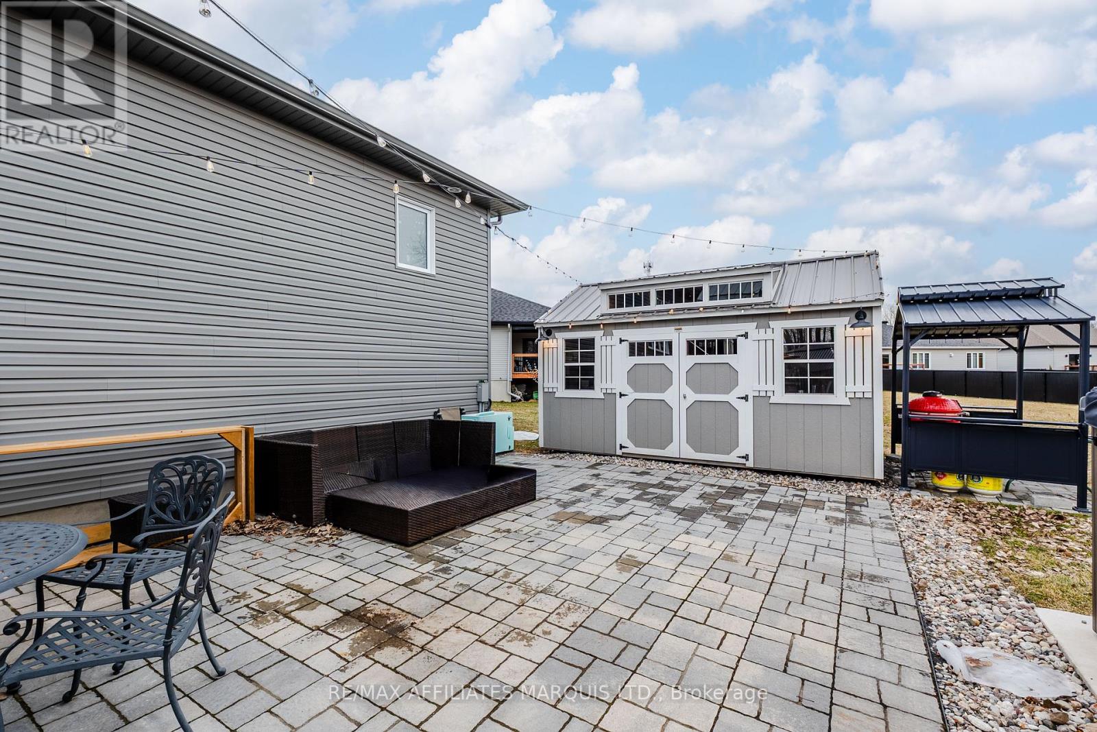 1108 NICOLAS CRESCENT — photo 43