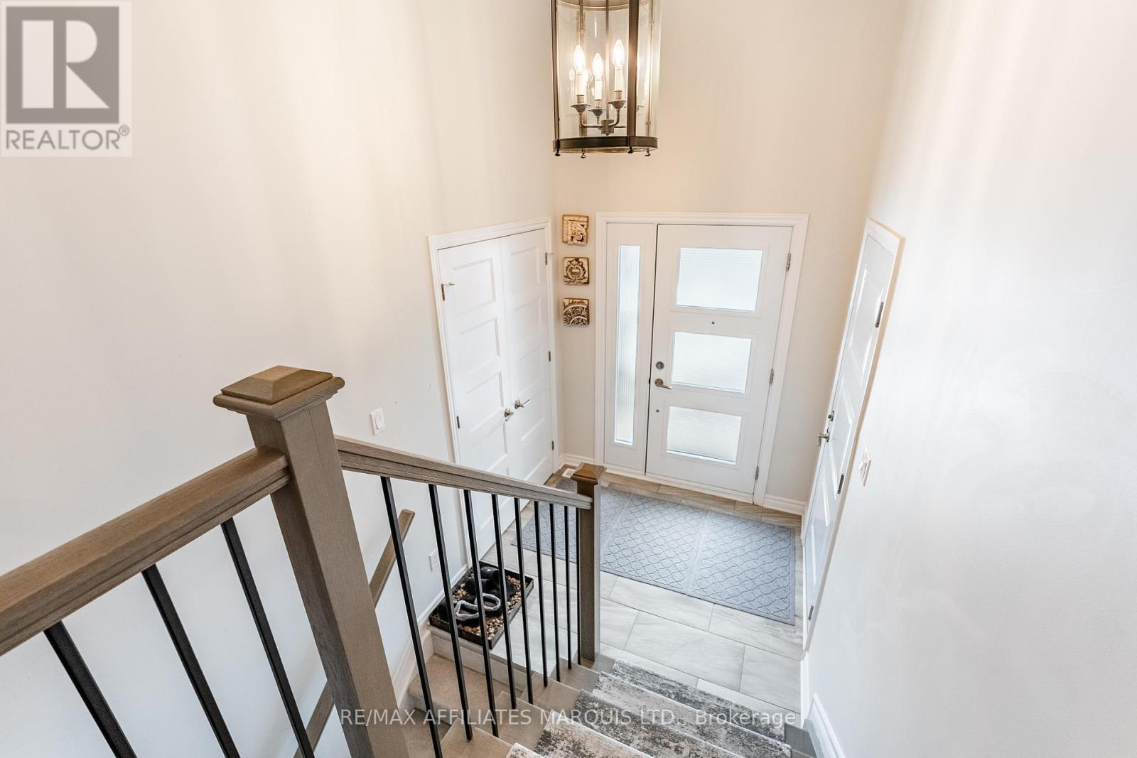 1108 NICOLAS CRESCENT - 7