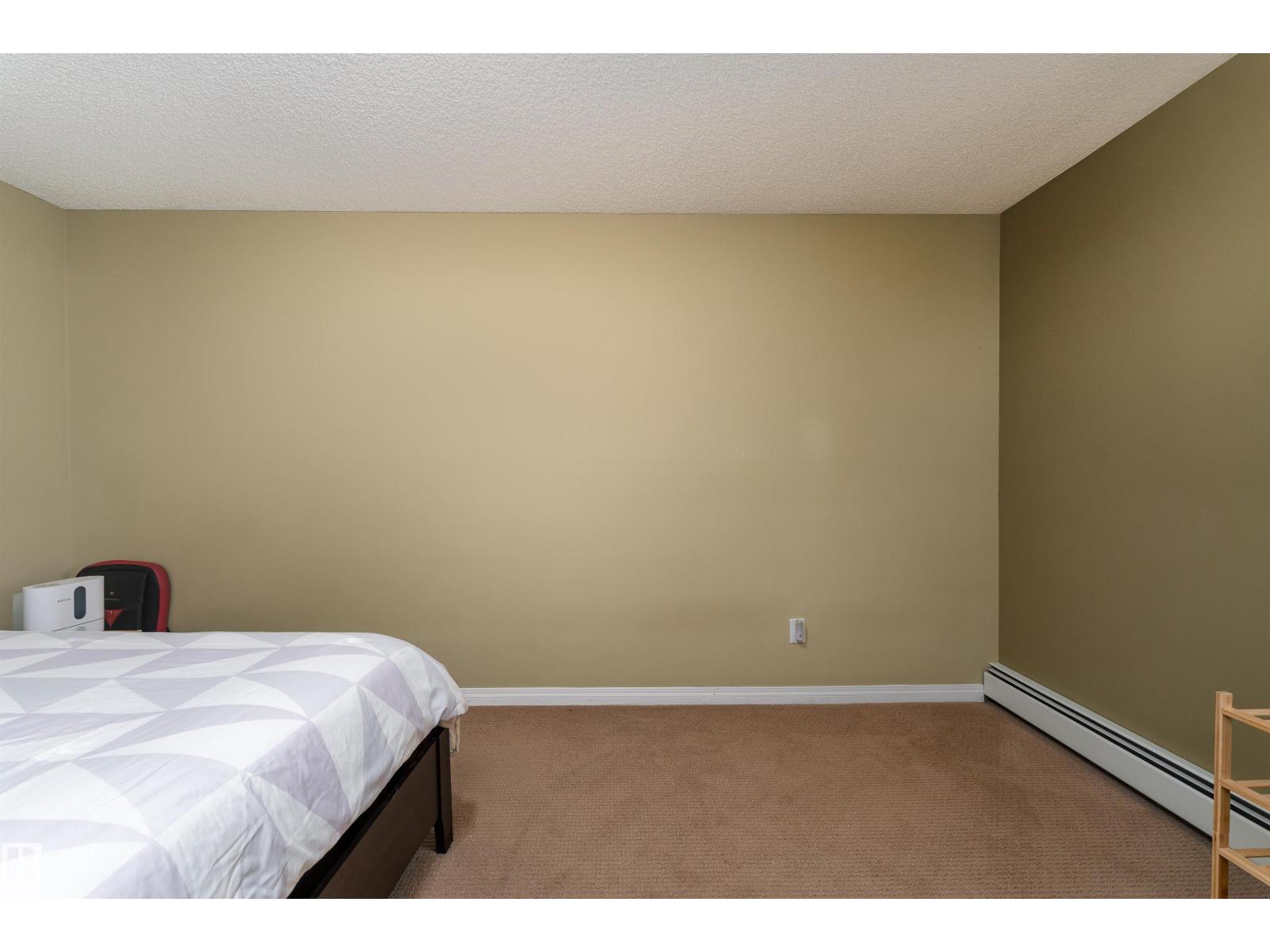 #231 11325 83 ST NW, Edmonton