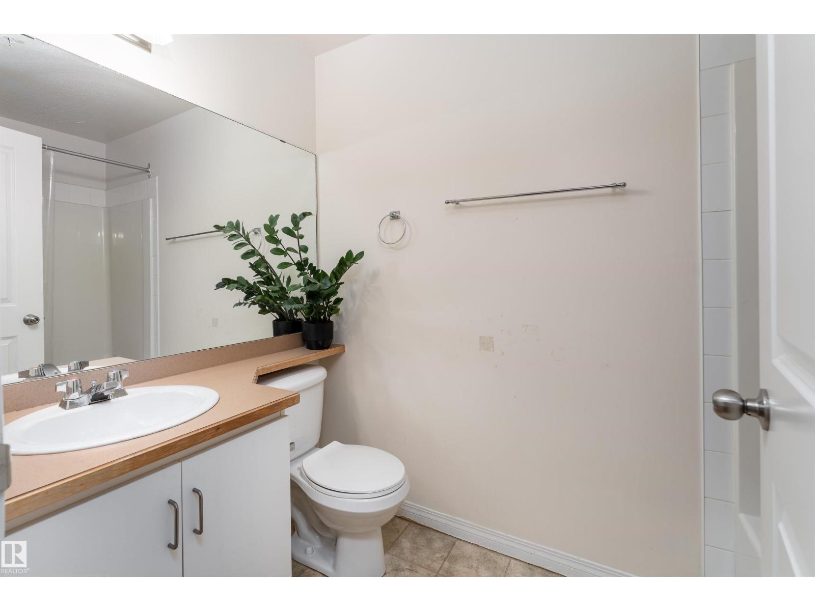 #231 11325 83 ST NW, Edmonton