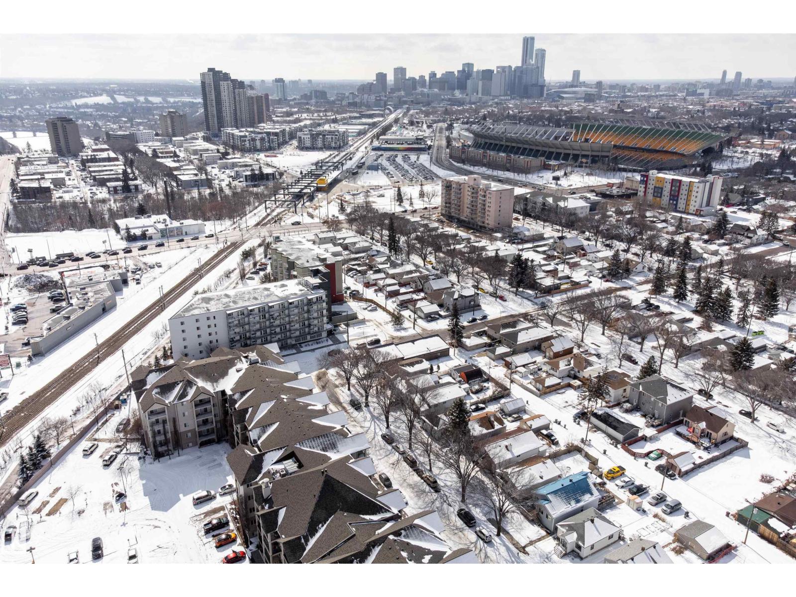 #231 11325 83 ST NW, Edmonton