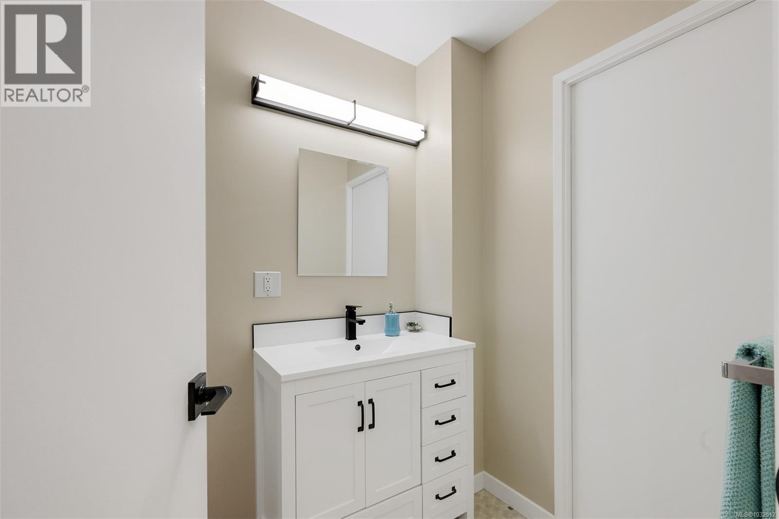 9 1917 Kaltasin Road, Sooke