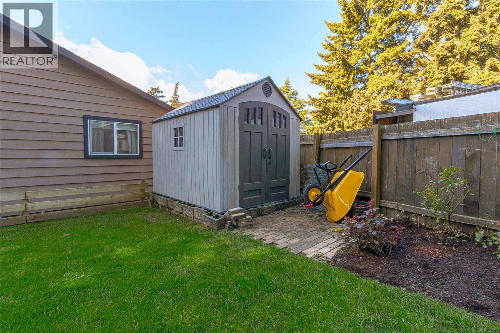 #B 614 EVANS DR - 23