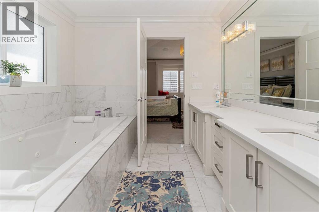 129 KINNIBURGH GARDENS - 29