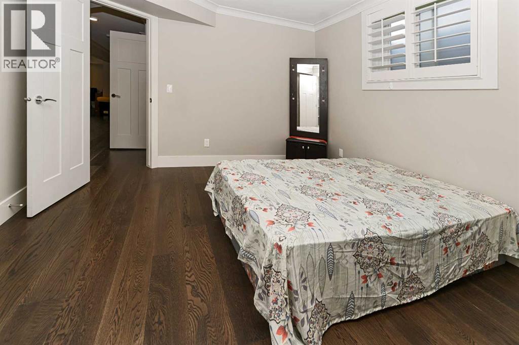 129 KINNIBURGH GARDENS - 43