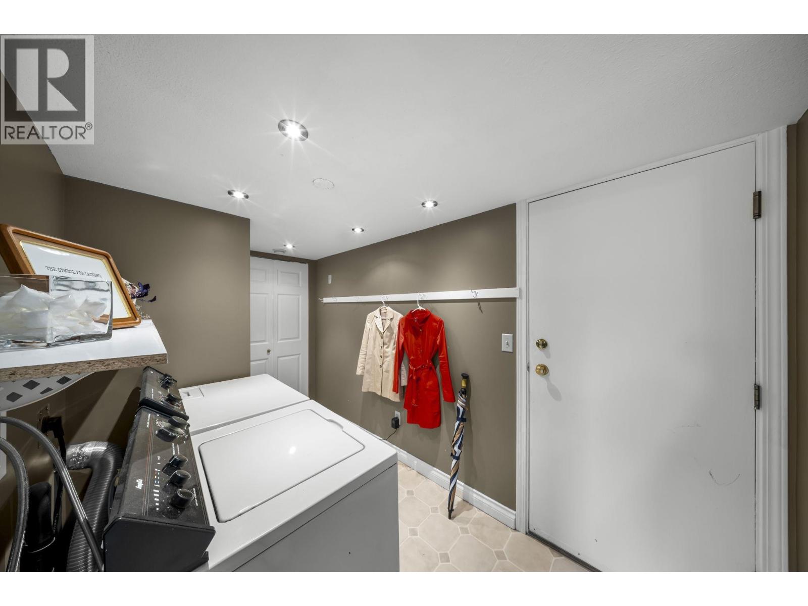 11854 BLAKELY ROAD, Pitt Meadows