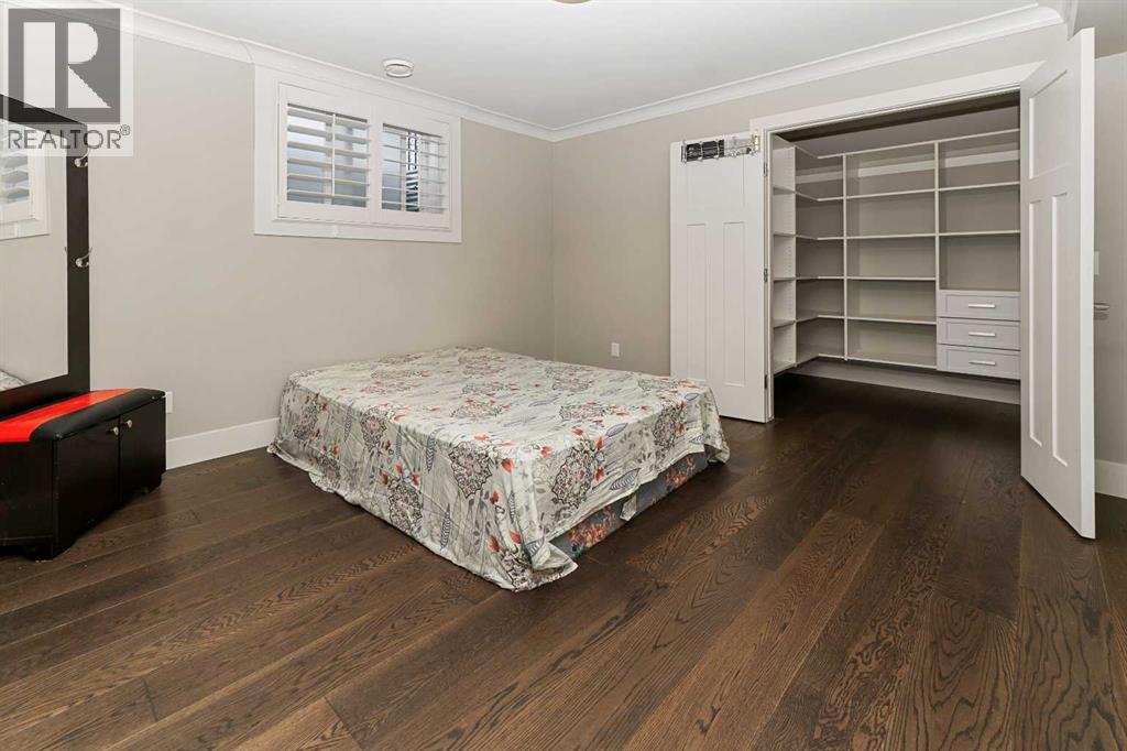 129 KINNIBURGH GARDENS - 42