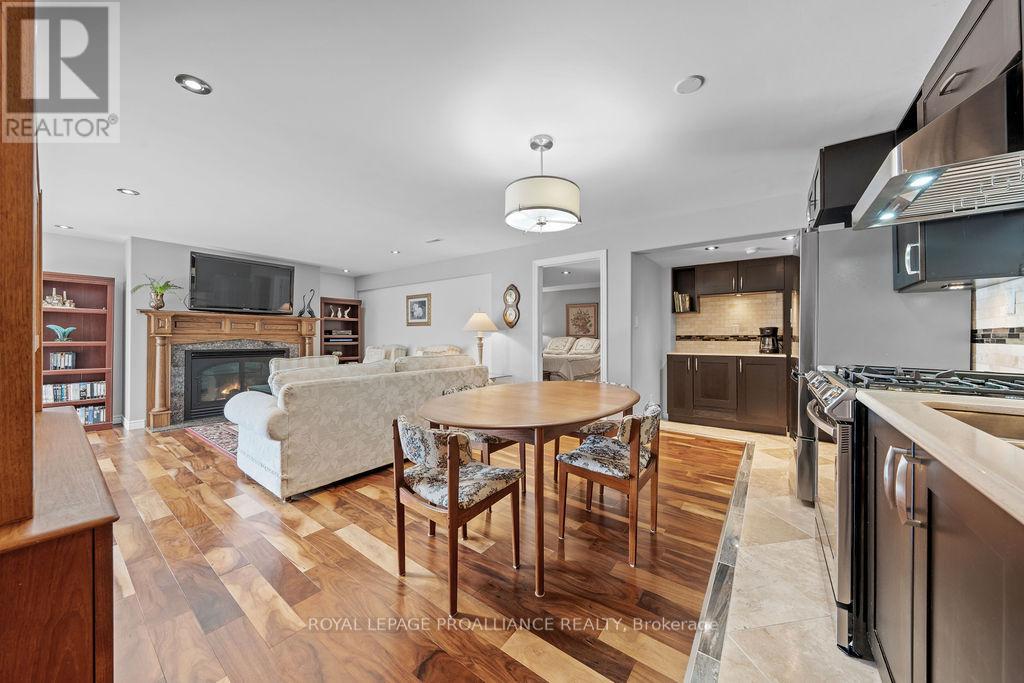 5 SIMCOE DRIVE — photo 32