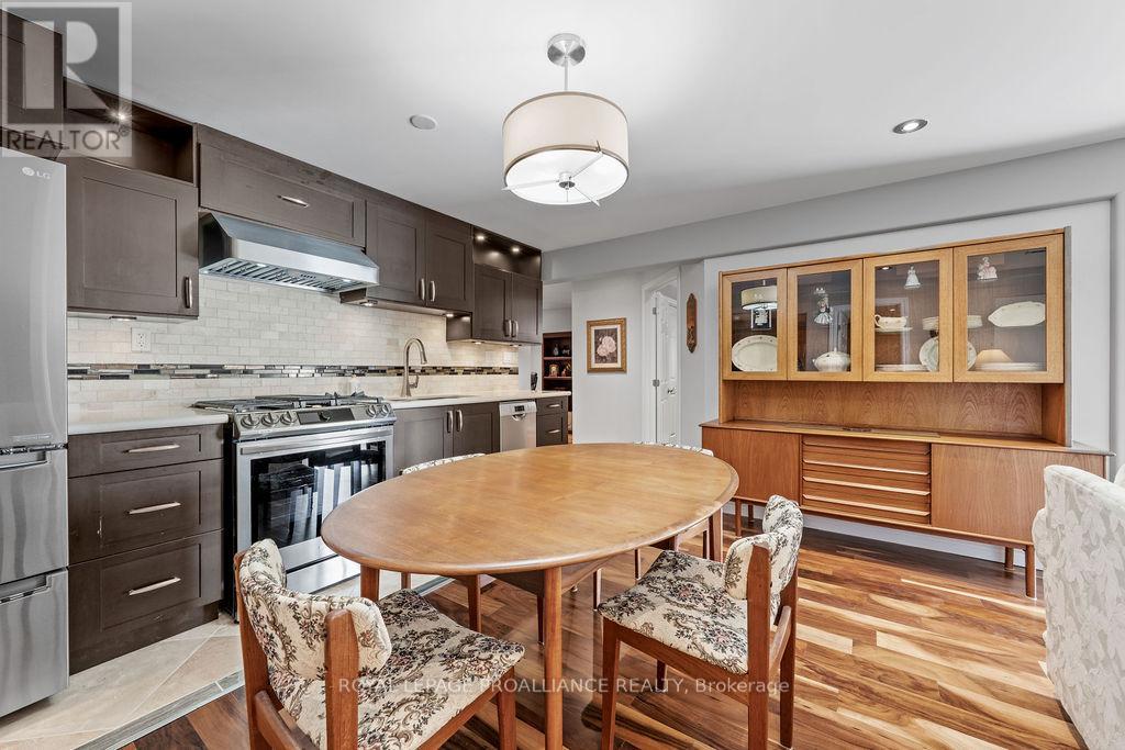 5 SIMCOE DRIVE — photo 36