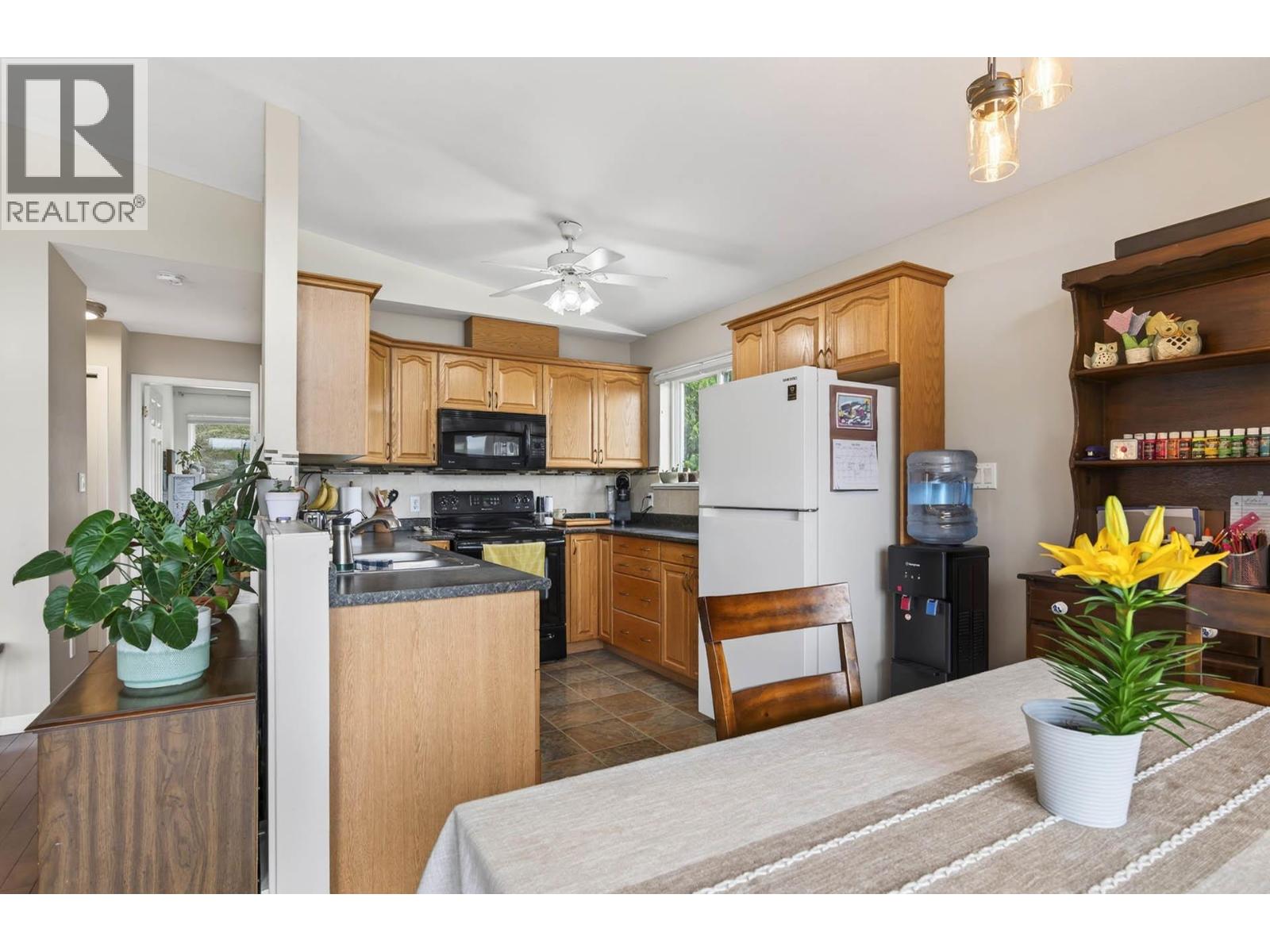 1008 VISTA POINT Road - 8