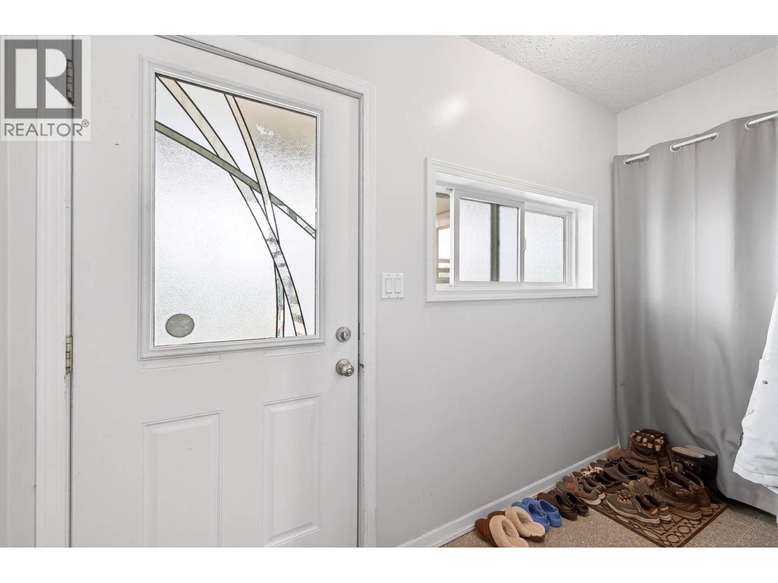 1008 VISTA POINT Road - 28