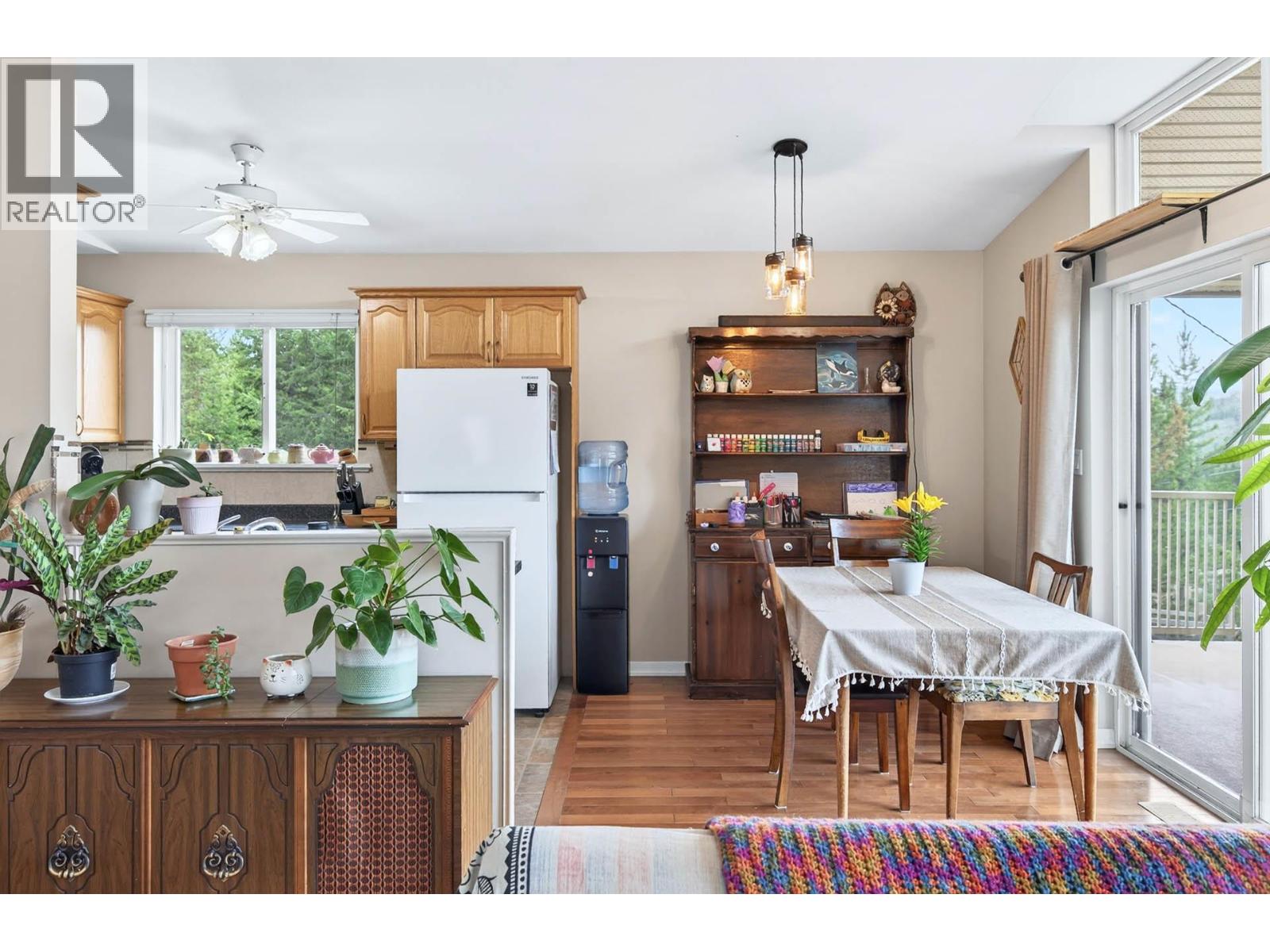 1008 VISTA POINT Road - 7
