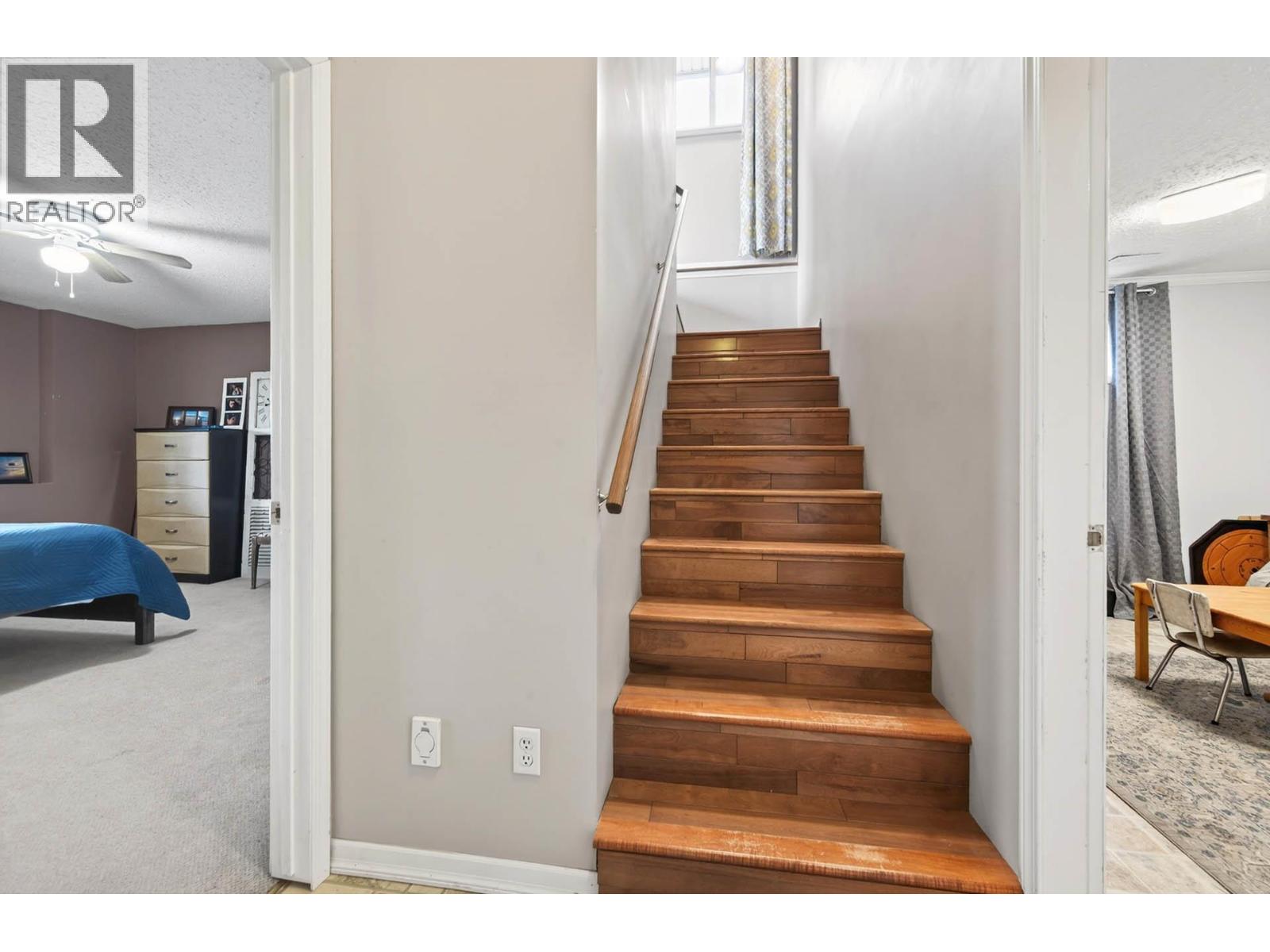 1008 VISTA POINT Road - 18