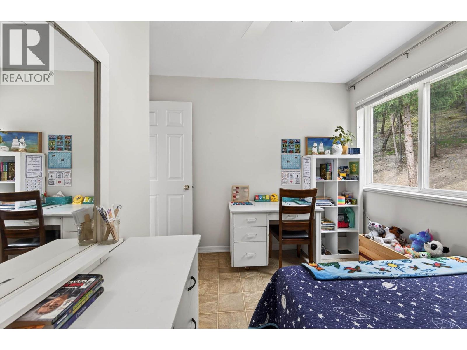 1008 VISTA POINT Road - 12