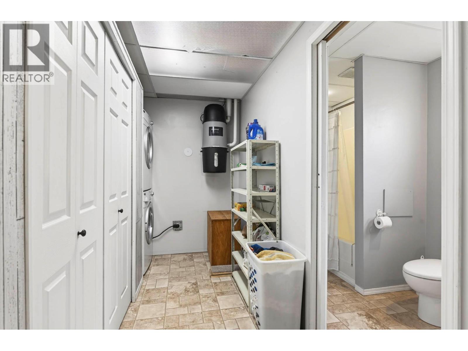1008 VISTA POINT Road - 26