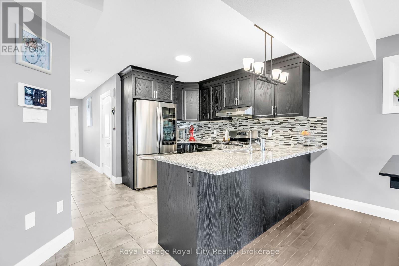181 HALLS DRIVE — photo 16
